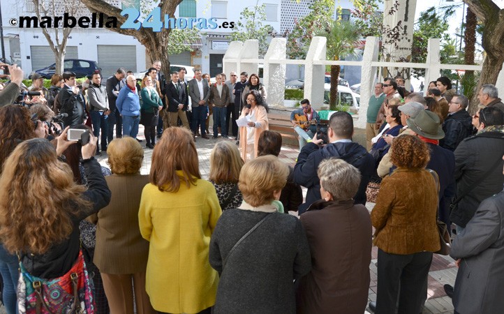 El PSOE festeja el Día de Andalucía en el monolito de Vicente de Espona