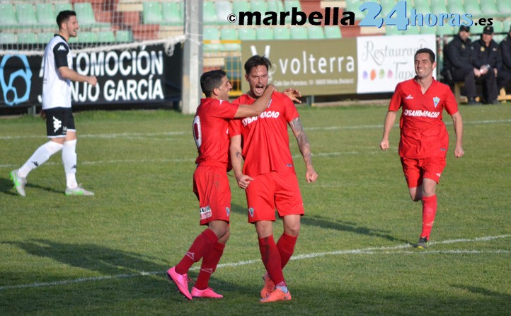 Un gol de Gerrit da al Marbella FC un sufrido triunfo en Mérida (0-1)