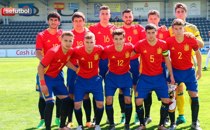 Javi Ontiveros lidera a España sub-19 en el triunfo (2-0) sobre Grecia