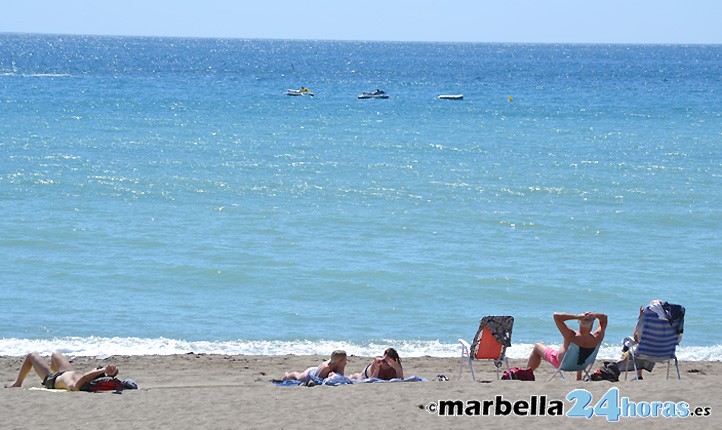 El verano se anticipa en Marbella con temperaturas de 23 grados