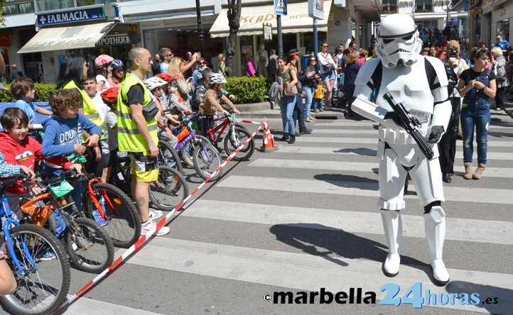 El deporte y la Legión de Star Wars llenan el centro de Marbella