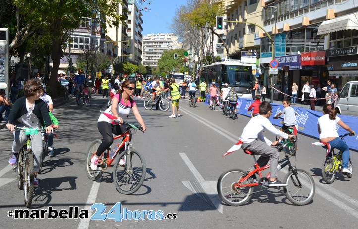 Las academias de baile se suman al tercer "Happy Sábado" en Marbella