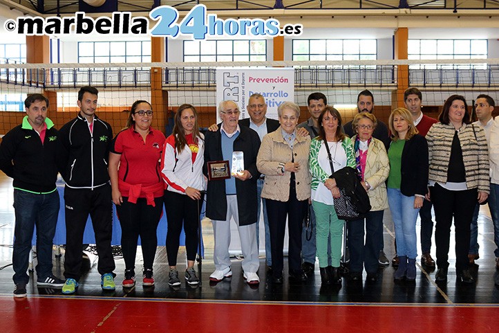 Andrés Fuente recibe el I Premio a los Valores en el Deporte de Pivesport