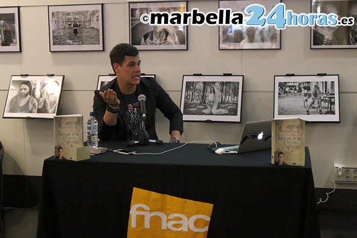 Christian Gálvez presenta su libro "Rezar por Miguel Ángel" en Marbella