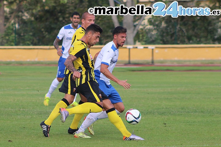 El Marbella cierra el fichaje del delantero Chaco del San Roque
