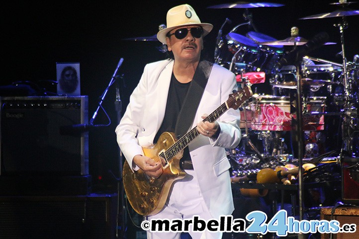 Carlos Santana regala a Marbella una noche mágica en un concierto único