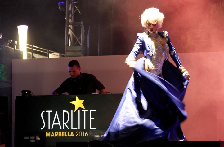 Moda y música se unen en Marbella en el "Latin Angels Fashion Show"