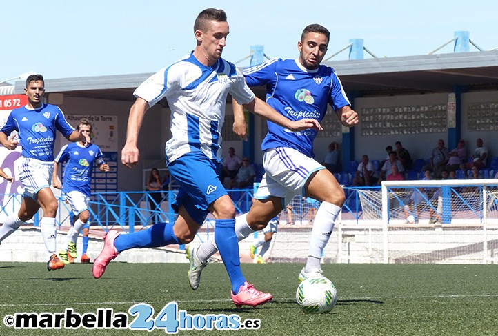 Petelu y Javi Anaya dan con sus goles la victoria a Alhaurín y Estepona