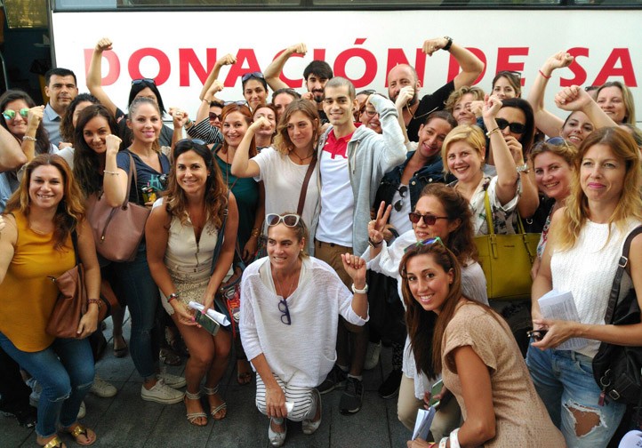 Casi 300 personas donan médula en un día en Marbella junto a Pablo Ráez