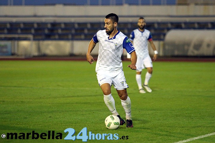 Completo partido de Kike que suma los tres puntos del Trofeo Moñi-Dentquality