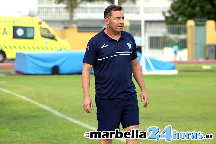 El Vélez firma a Loren para luchar por el playoff de ascenso
