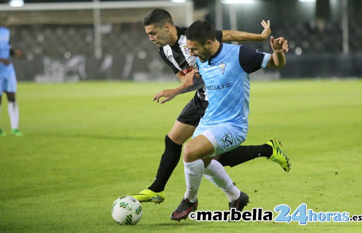 Dos goles en los primeros minutos hunden al Marbella en Cartagena (3-0)