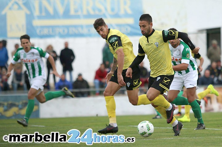 El Marbella FC sigue sin reaccionar y empata ante el Sanluqueño (0-0)