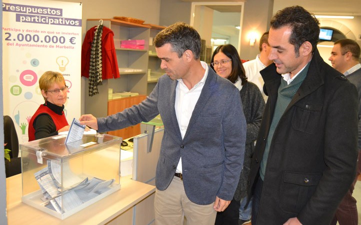 El voto presencial decide este viernes los Presupuestos Participativos