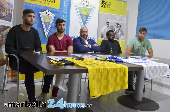 El Marbella FC presenta su póker de refuerzos para buscar el ascenso