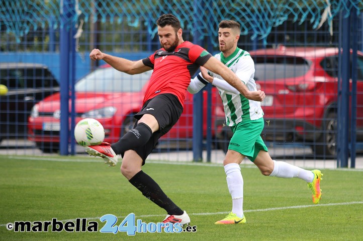 El San Pedro sufre para cerrar la victoria ante un peleón Atarfe (2-0)