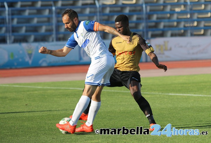 El capitán del Marbella FC, Javi Añón, dice casi adiós a la temporada