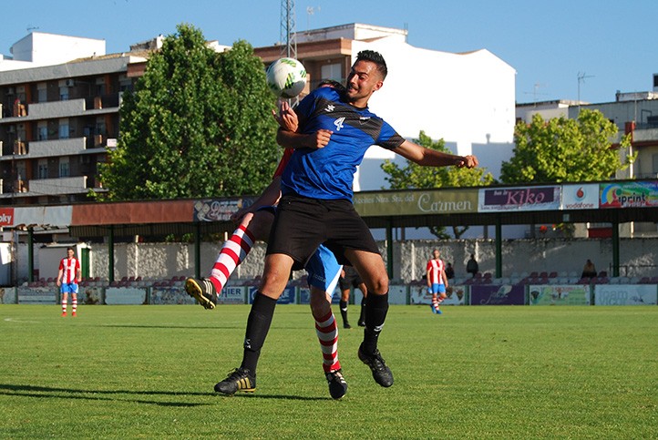 El San Pedro perdona en la primera parte y lo paga con la derrota (2-1)