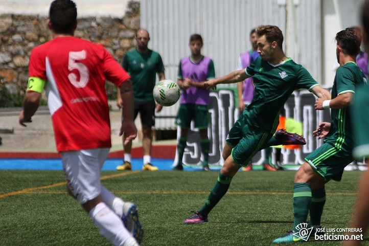 Velasco jugará playoff y hat-trick de Loren en el triunfo del Betis B