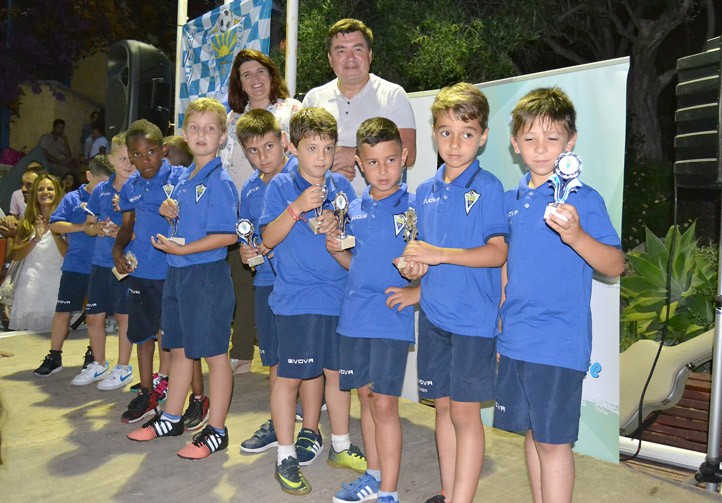 La cantera del Marbella FC celebra la fiesta de fin de temporada
