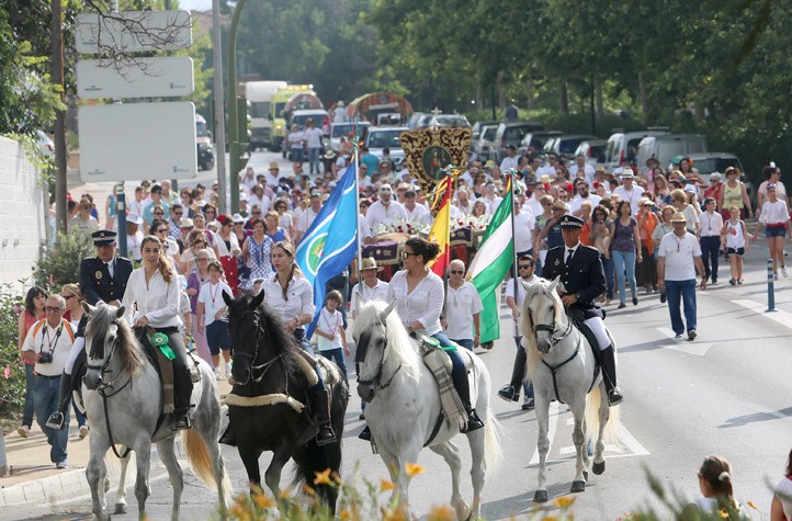 Marbella disfruta con la romería en el inicio de la Feria de San Bernabé