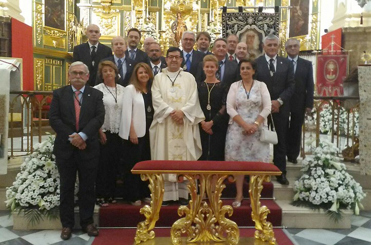 La nueva junta de gobierno de La Soledad de Marbella jura su cargo
