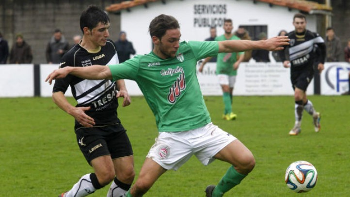 El medio defensivo Javi Moreno refuerza el centro del campo del Marbella FC