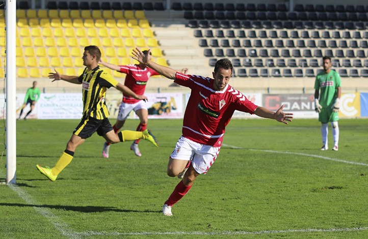 El Marbella FC, muy cerca de cerrar el fichaje del delantero Carlos Álvarez