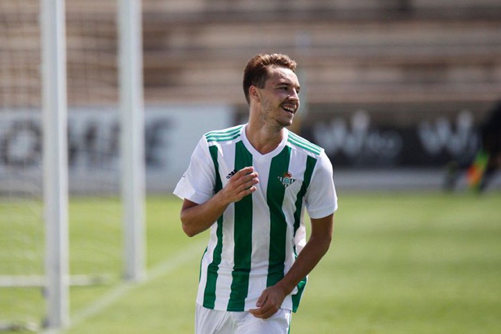 Doblete de Loren para el Betis B y buen debut de Bernardo con el Girona