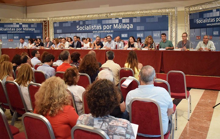 El PSOE ve un "oscuro trasfondo" en la moción de censura de Marbella
