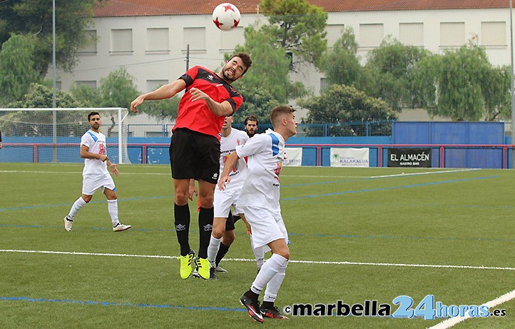 Un buen San Pedro estrena su casillero de puntos (2-0) ante el Guadix
