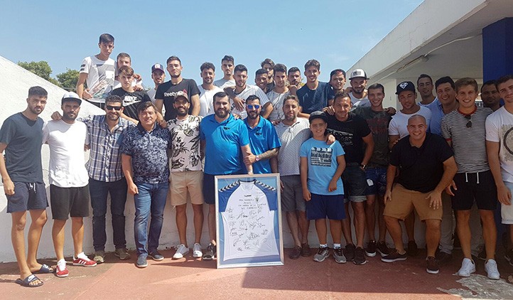 El Marbella FC se conjura para recibir a Las Palmas Atlético con una paella