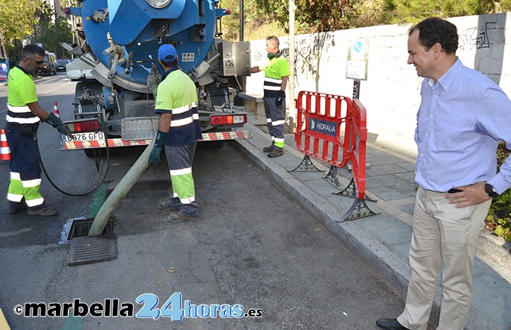 Hidralia limpia el alcantarillado ante la llegada de la temporada de lluvias