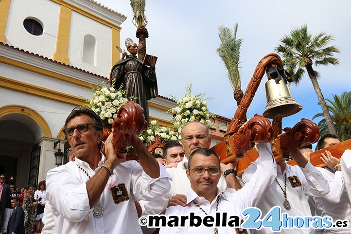 San Pedro Alcántara se echa a la calle para celebrar el día de su patrón