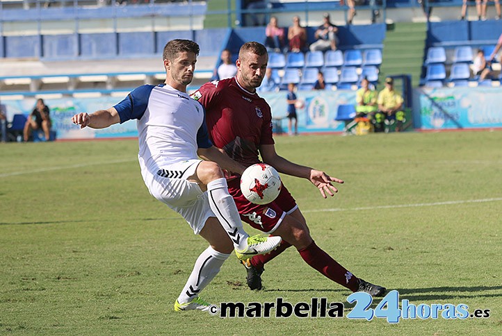 El Marbella pierde (0-1) la imbatibilidad en casa ante el Badajoz de Álex Herrera 
