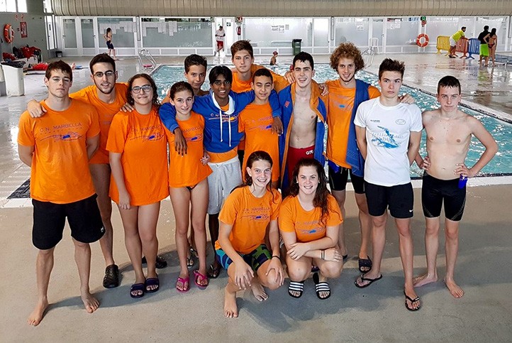 Resultados dispares para los nadadores del CN Marbella en Torre del Mar