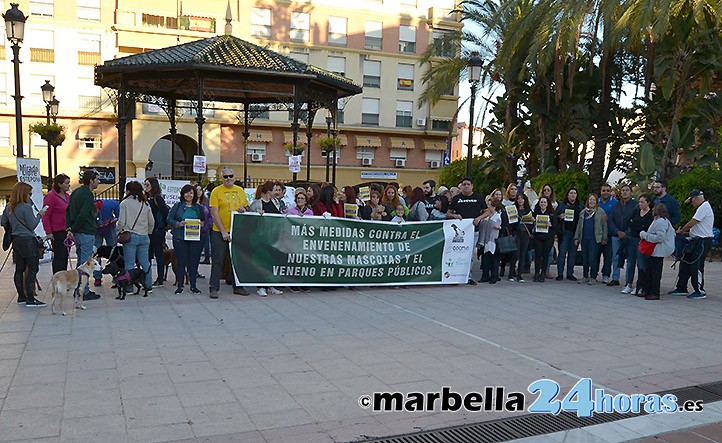 Vecinos reclaman información y medidas por el envenenamiento de perros