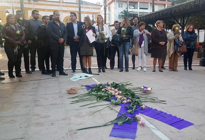 El PSOE recuerda en el municipio a las víctimas de la violencia machista