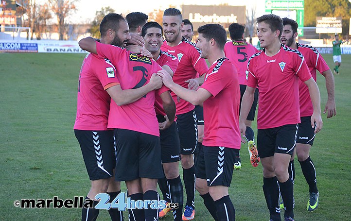 El Marbella lo borda con un gran triunfo en el campo del Villanovense (0-4)