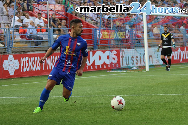 Kike Márquez: "Este Marbella tiene mejor equipo que la pasada temporada"