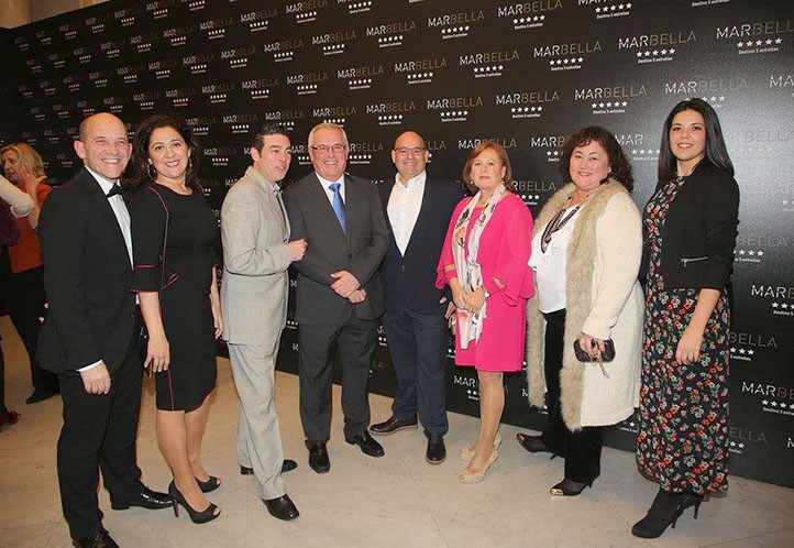 Hasta seis cargos de confianza de OSP viajaron a Madrid para estar en Fitur