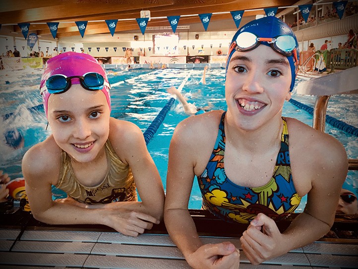 Dos nadadoras del CN Marbella participan en el Campeonato de Andalucía