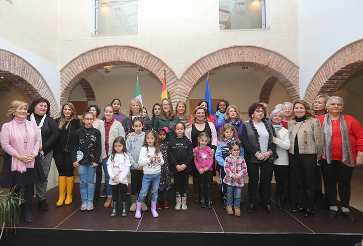 El Ayuntamiento de Marbella se suma con un acto al Día de la Mujer