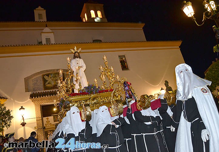 El Cautivo y Santa Marta deslumbran en el Martes Santo de Marbella