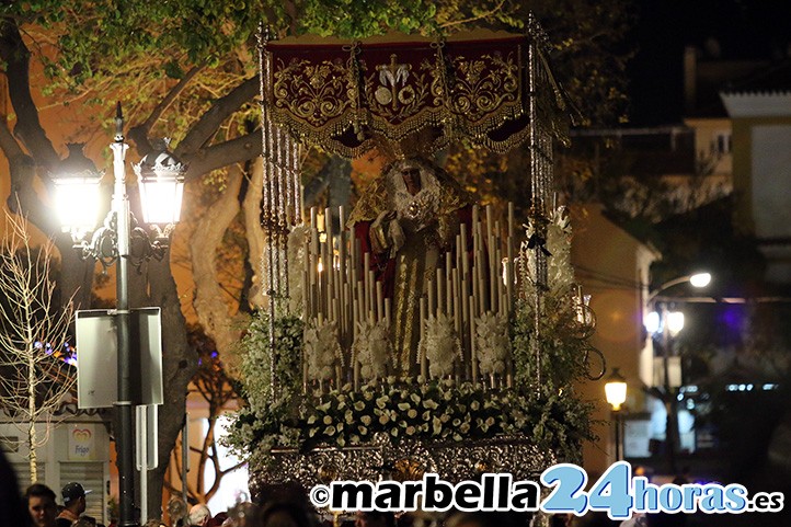 San Pedro vive con emoción la salida del Nazareno y María de los Dolores