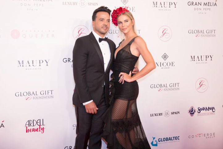 Luis Fonsi recibe en Marbella el premio Global Gift por su labor solidaria