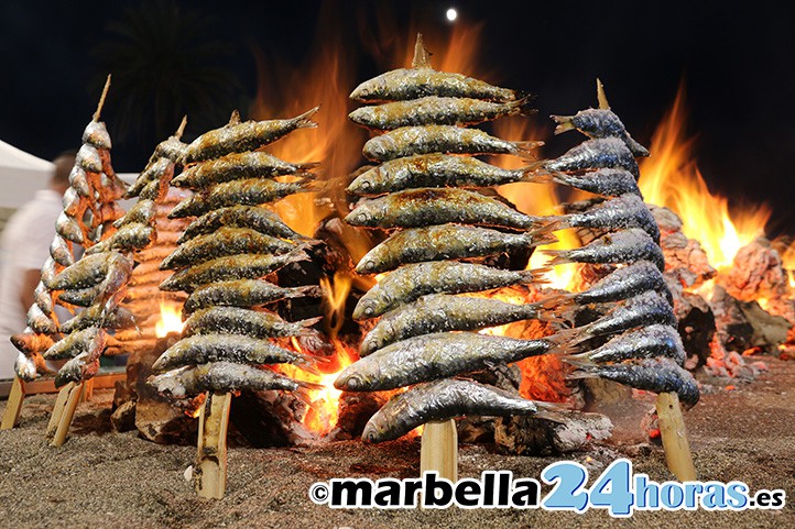 Marbella se vuelca en su apoyo al espeto como Patrimonio de la Humanidad