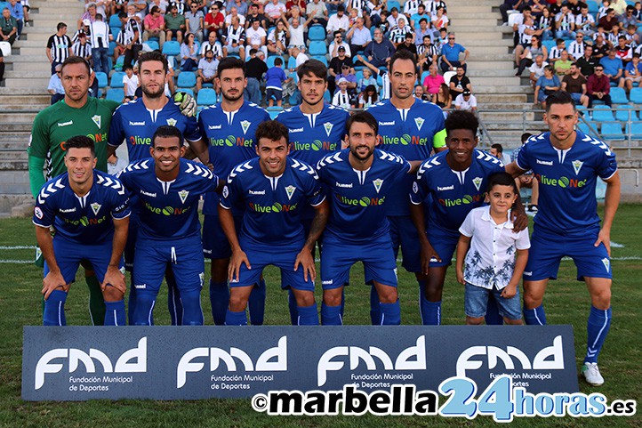 El Marbella FC crece desde la defensa para empezar a sumar a domicilio