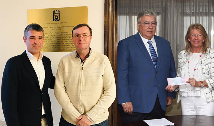 Marbella aprueba dar la Medalla de la Ciudad a Paco Moyano y al juez Godino