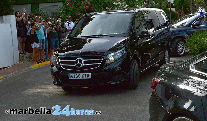 Barack Obama pasa dos horas en Marbella para ofrecer una conferencia